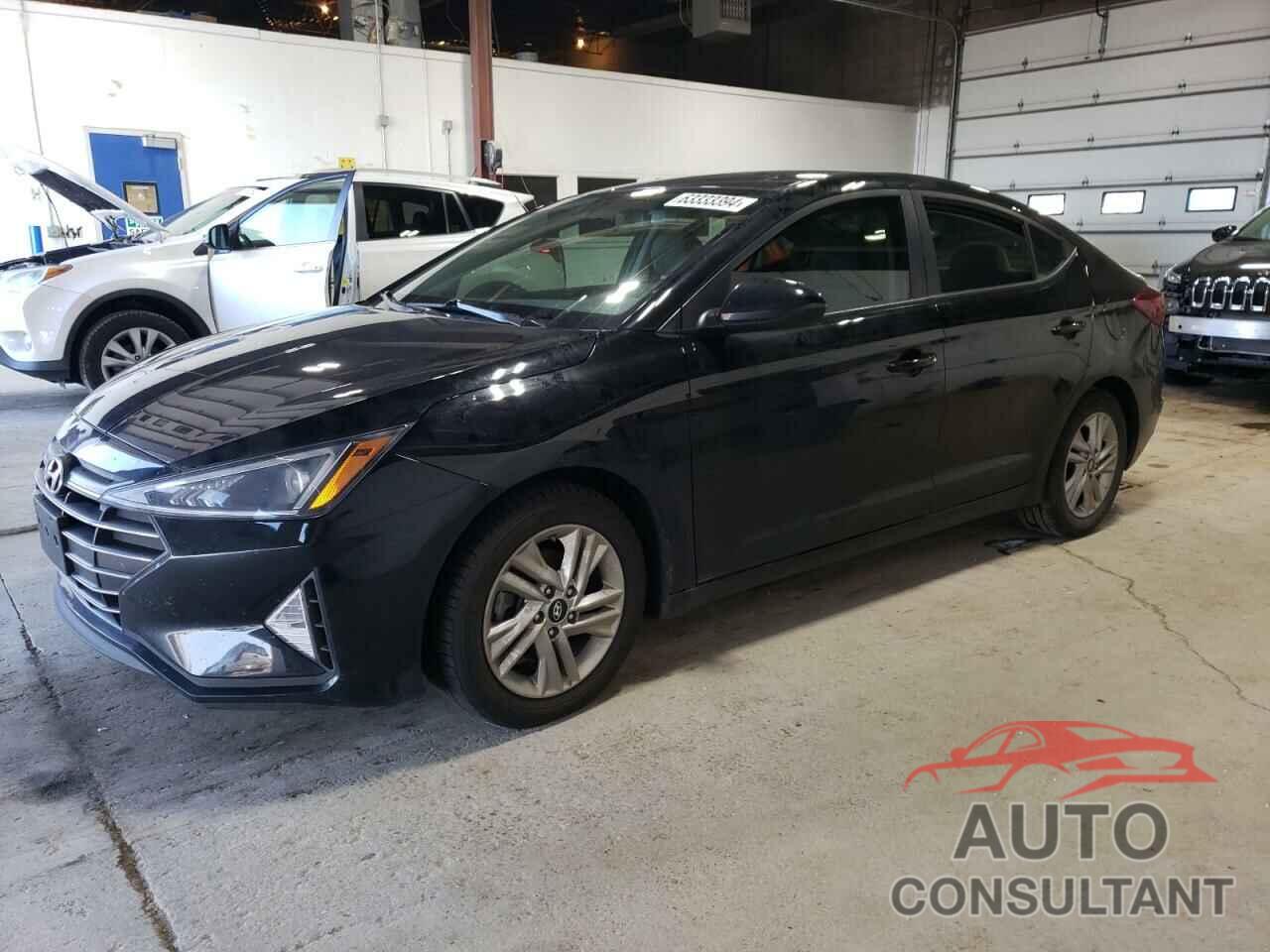 HYUNDAI ELANTRA 2019 - KMHD84LFXKU855698