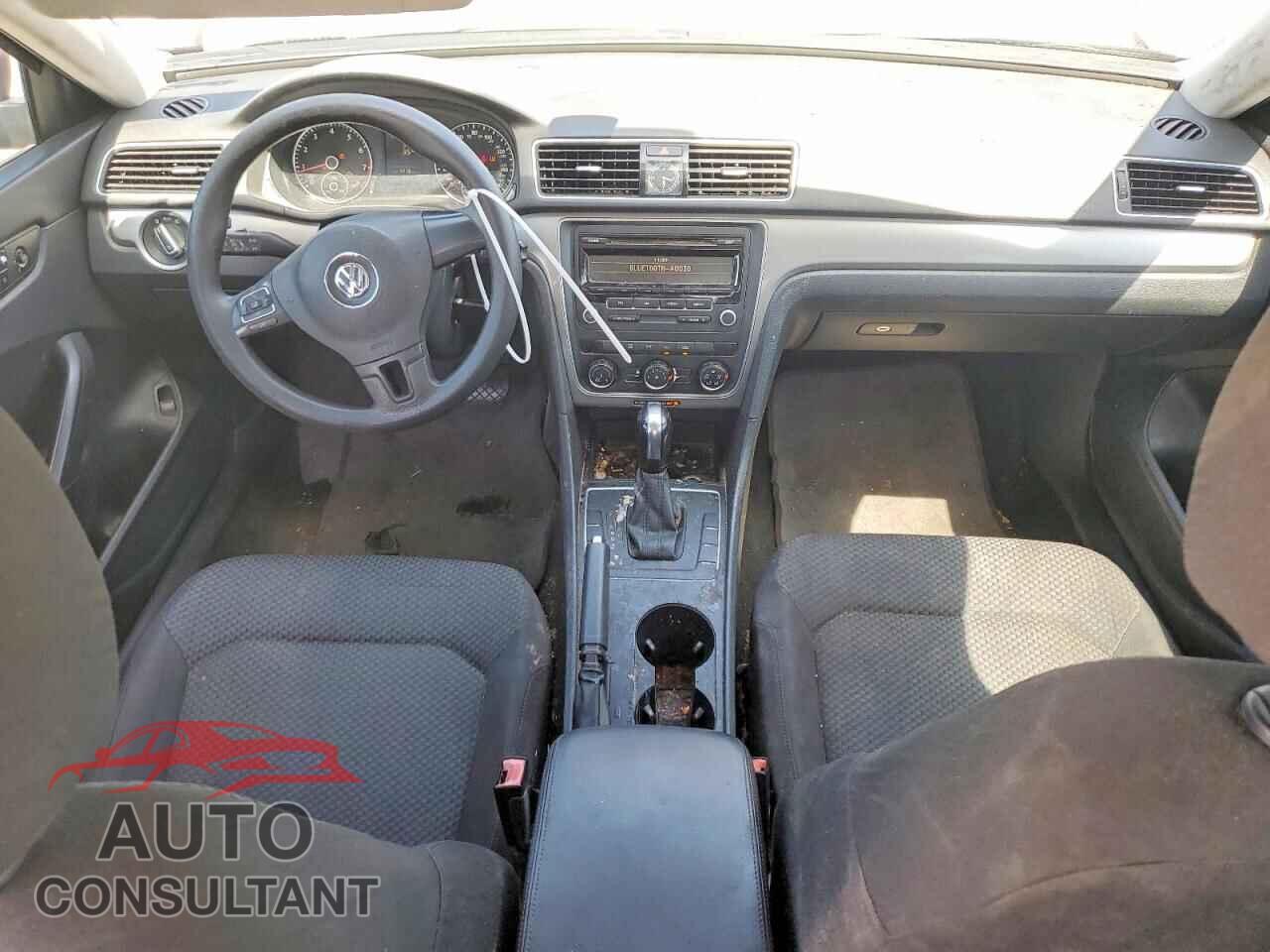 VOLKSWAGEN PASSAT 2013 - 1VWAP7A3XDC044509