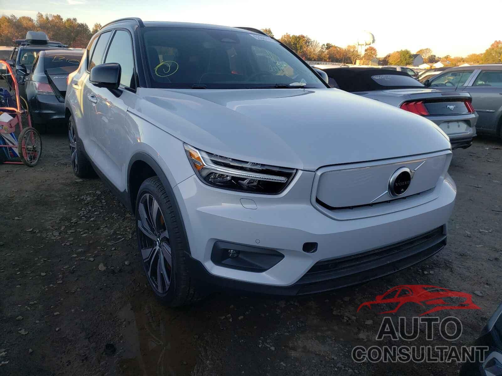 VOLVO XC40 2021 - YV4ED3UR0M2439341