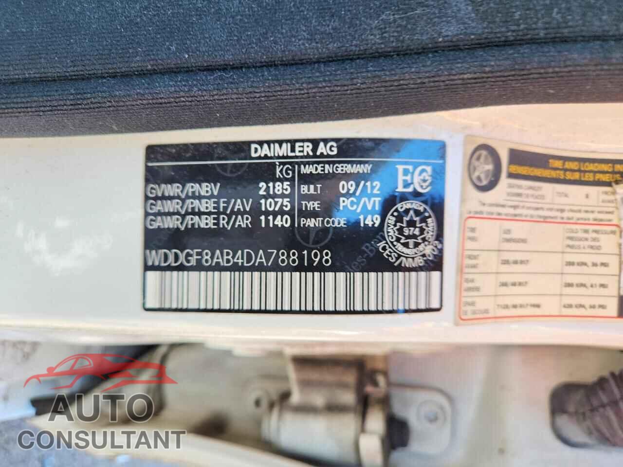MERCEDES-BENZ C-CLASS 2013 - WDDGF8AB4DA788198