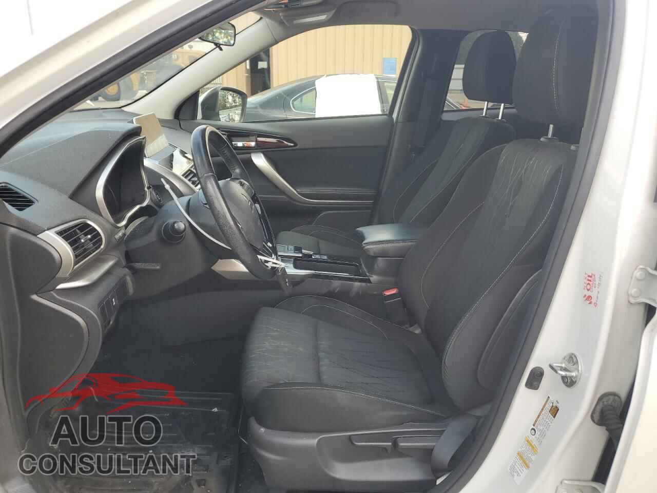 MITSUBISHI ECLIPSE 2019 - JA4AT5AA5KZ016218