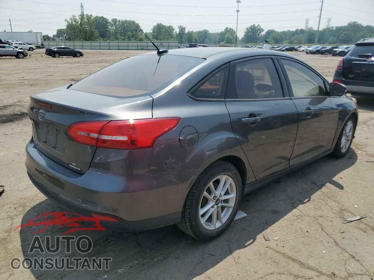 FORD FOCUS 2015 - 1FADP3F29FL240247