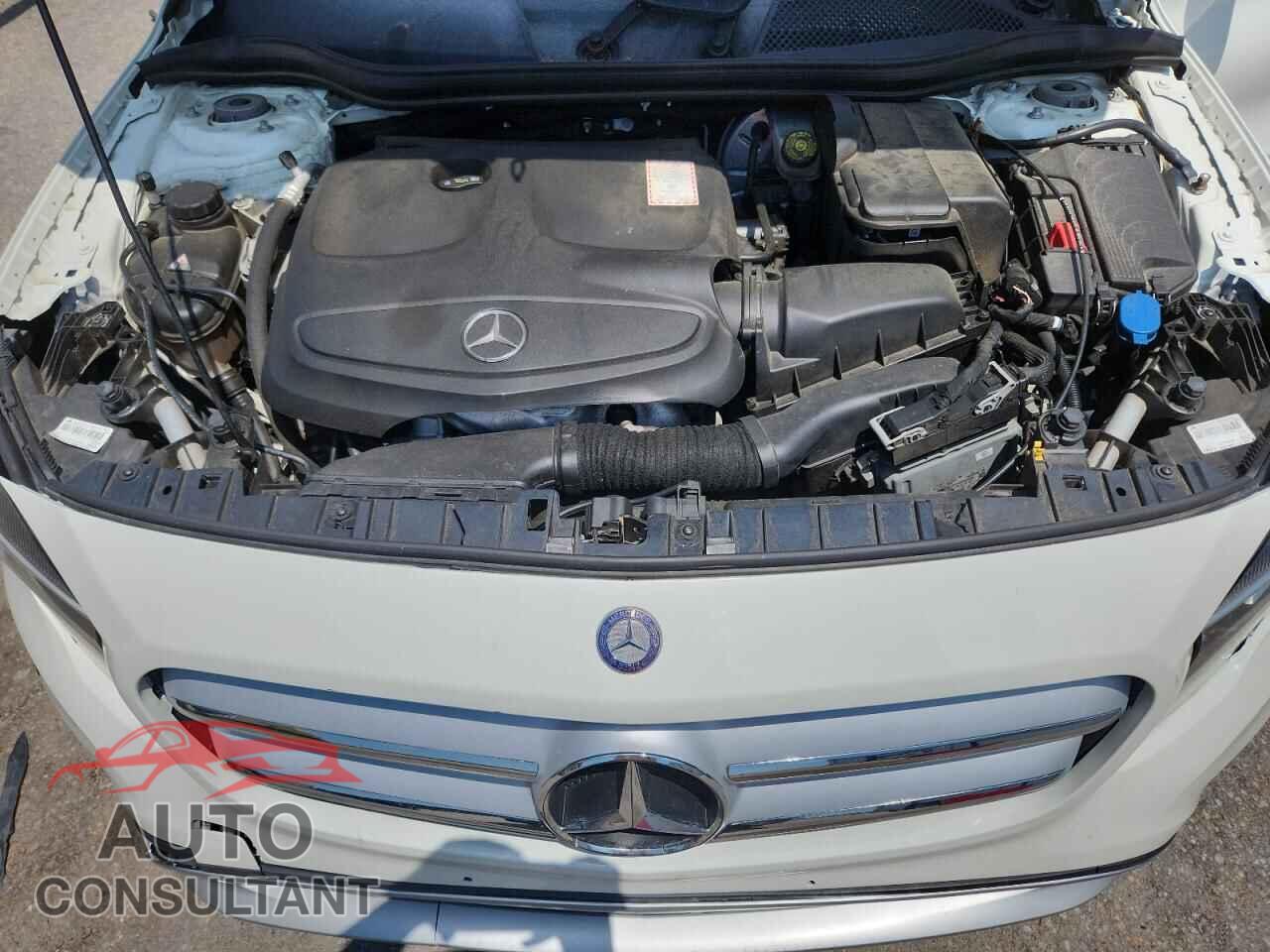 MERCEDES-BENZ GLA-CLASS 2017 - WDCTG4EB9HJ293407