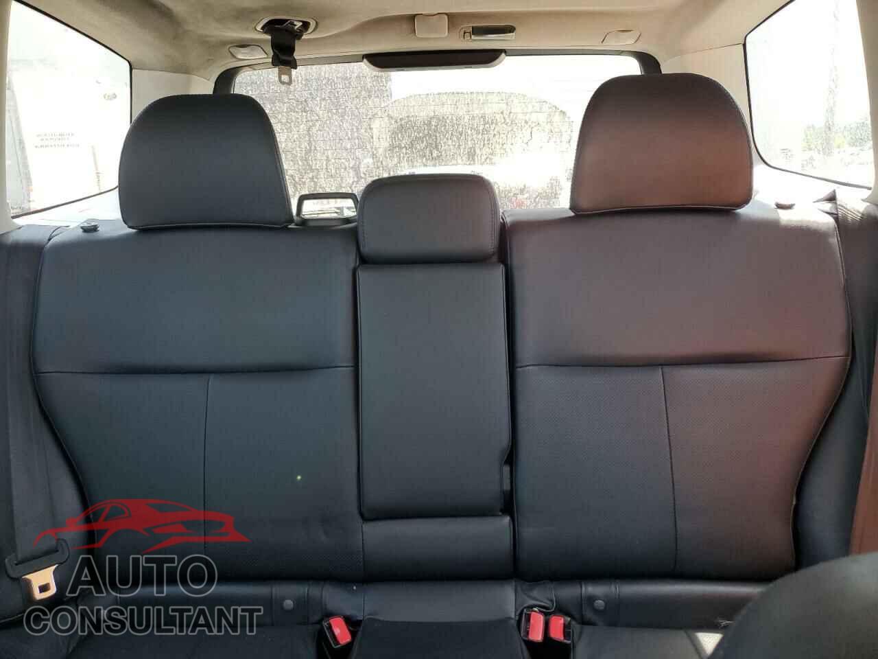 SUBARU FORESTER 2011 - JF2SHAEC2BH715930