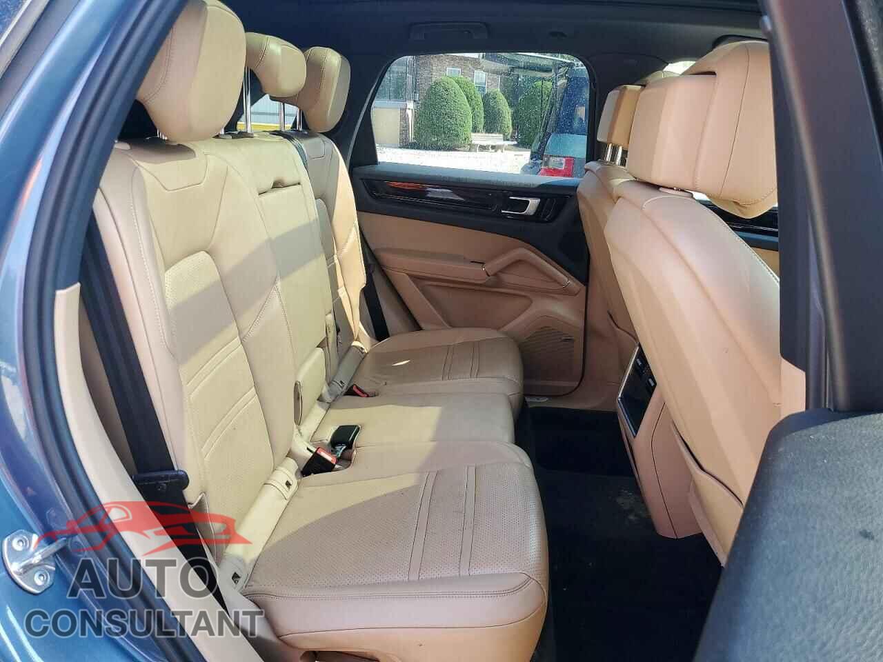 PORSCHE CAYENNE 2019 - WP1AA2AY2KDA02313