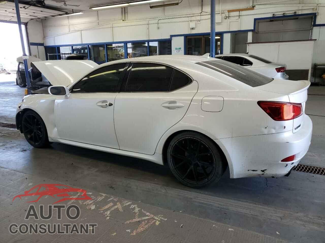 LEXUS IS 2010 - JTHBF5C27A5115795