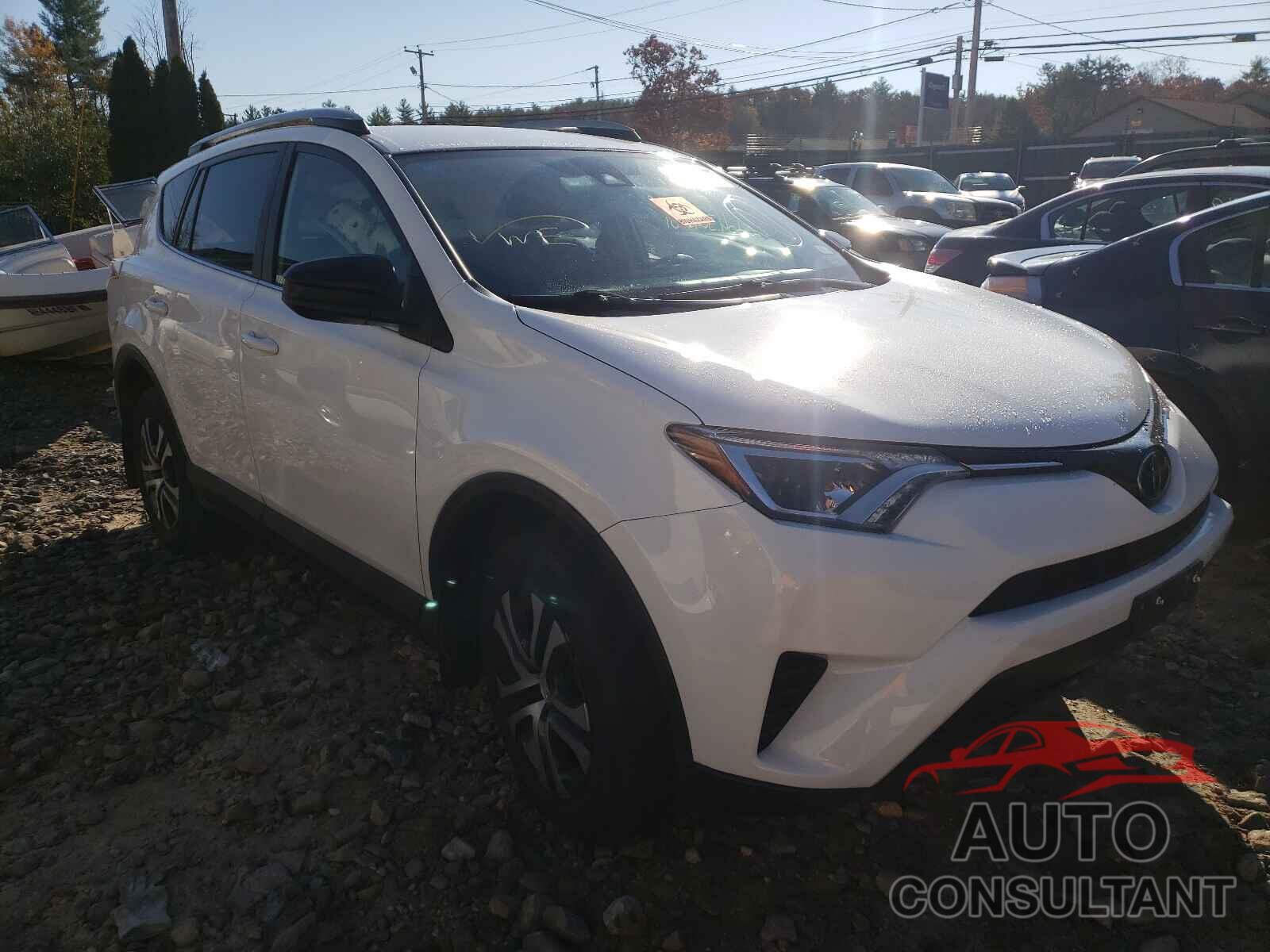 TOYOTA RAV4 2017 - JTMBFREV0HD207816