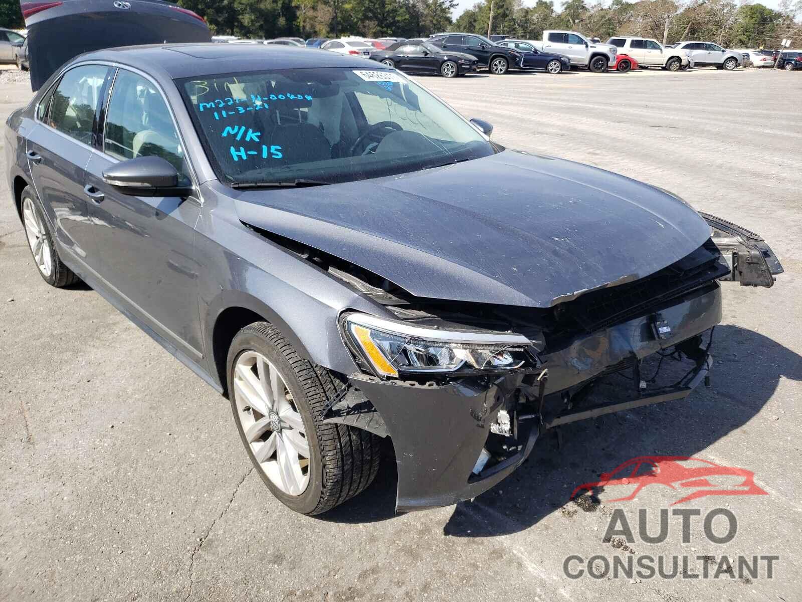 VOLKSWAGEN PASSAT 2017 - 1VWGT7A3XHC057188