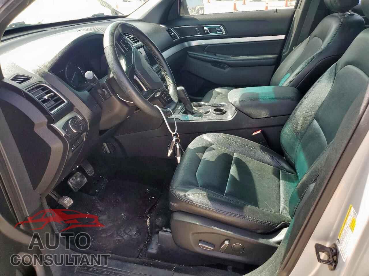 FORD EXPLORER 2017 - 1FM5K7D80HGB45675