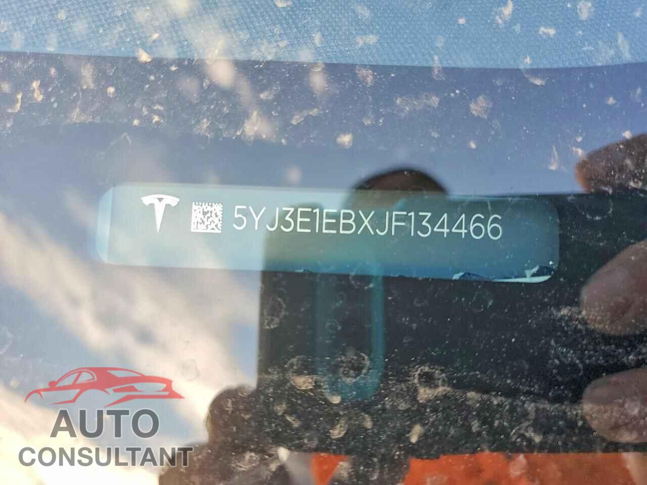 TESLA MODEL 3 2018 - 5YJ3E1EBXJF134466