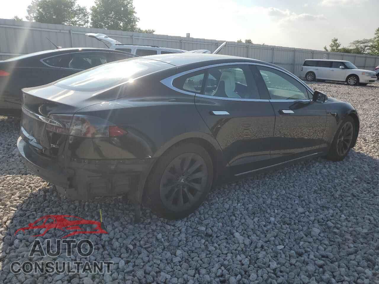 TESLA MODEL S 2018 - 5YJSA1E25JF277901