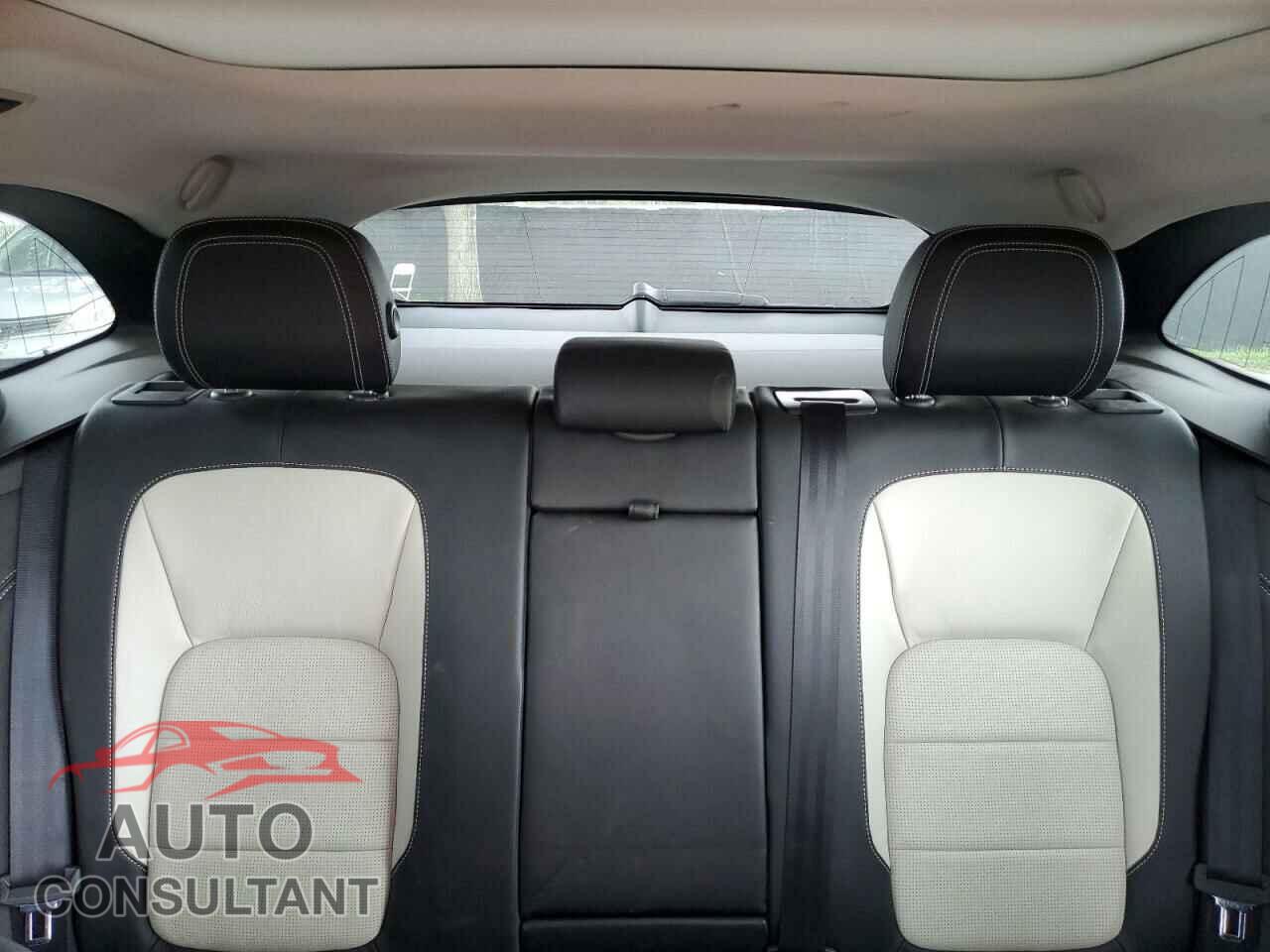 JAGUAR F-PACE 2017 - SADCL2BV9HA062547
