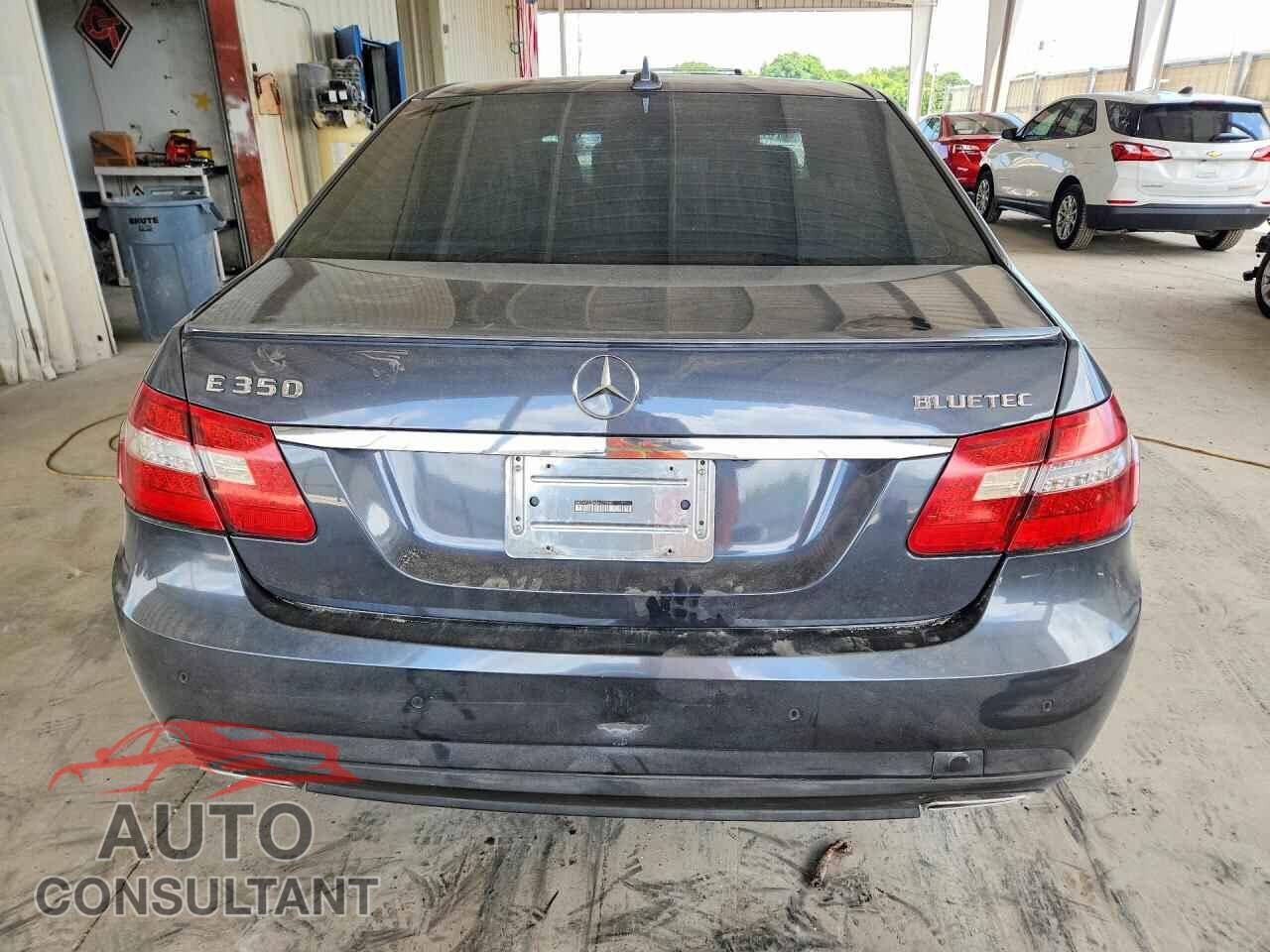 MERCEDES-BENZ E-CLASS 2011 - WDDHF2EBXBA373900