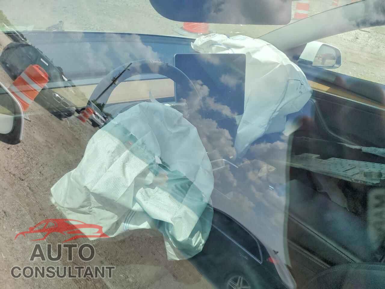 TESLA MODEL 3 2021 - 5YJ3E1EA0MF961310
