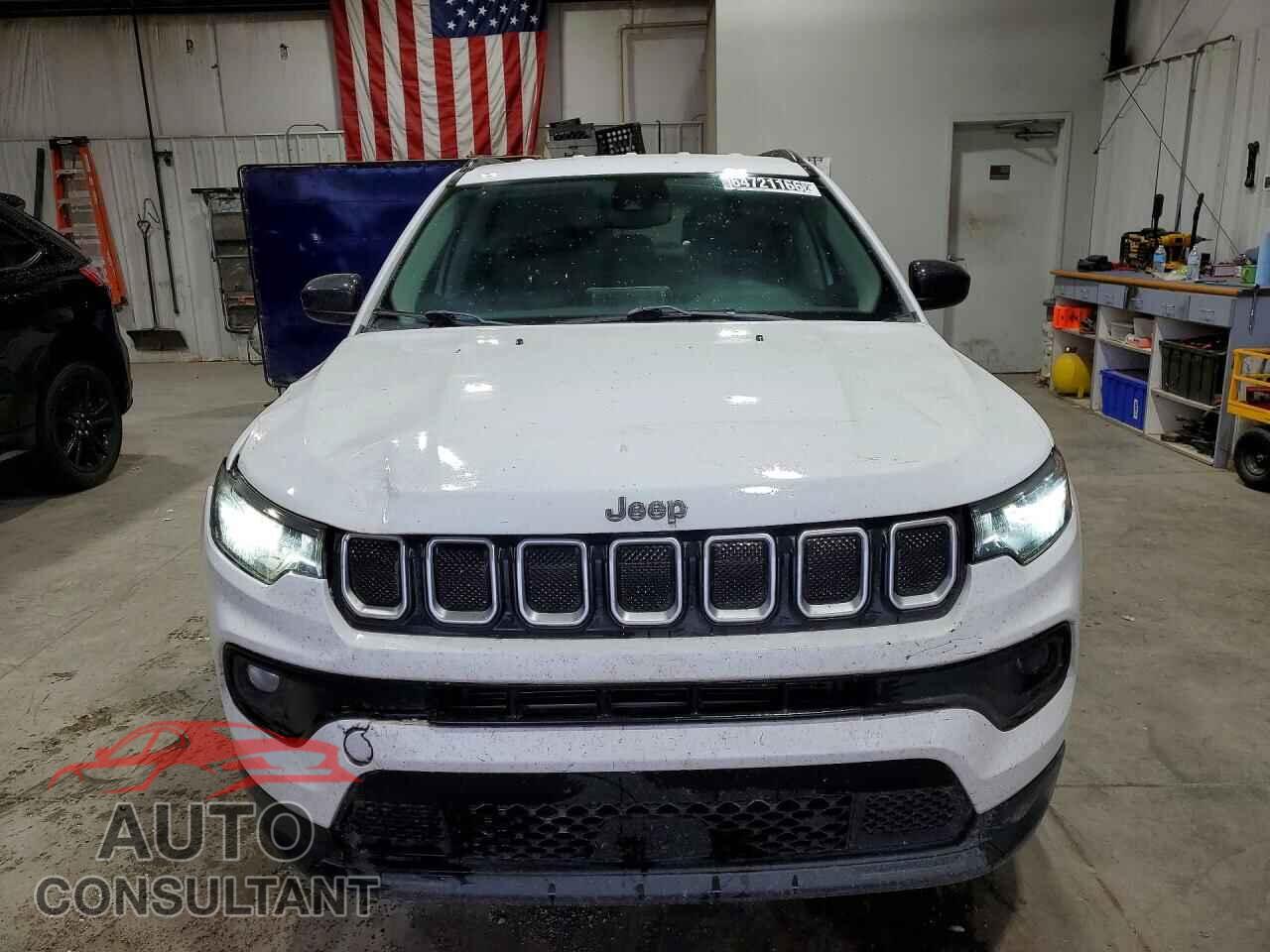 JEEP COMPASS 2022 - 3C4NJDBB7NT130831