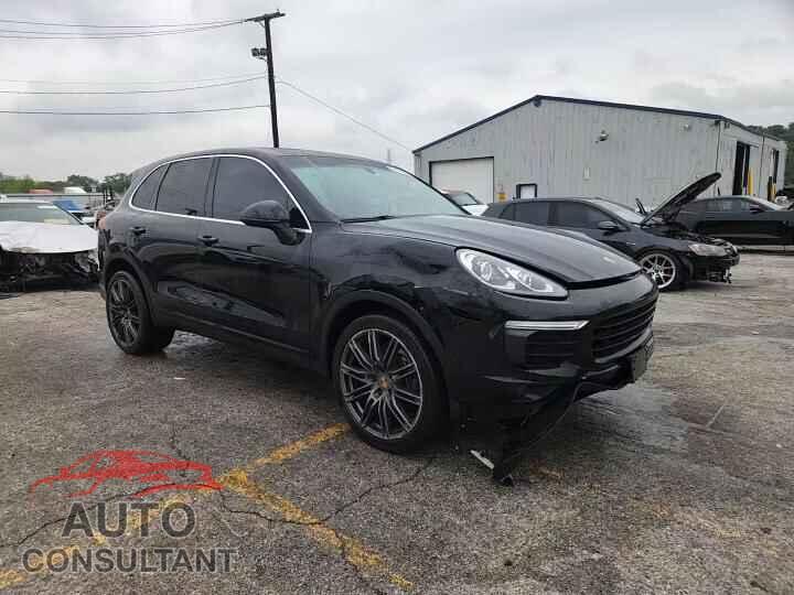 PORSCHE CAYENNE 2016 - WP1AA2A21GLA10962