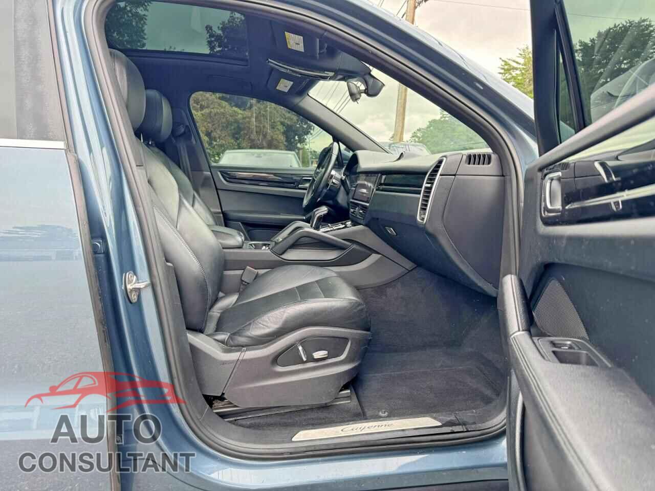 PORSCHE CAYENNE 2019 - WP1AA2AY9KDA09016