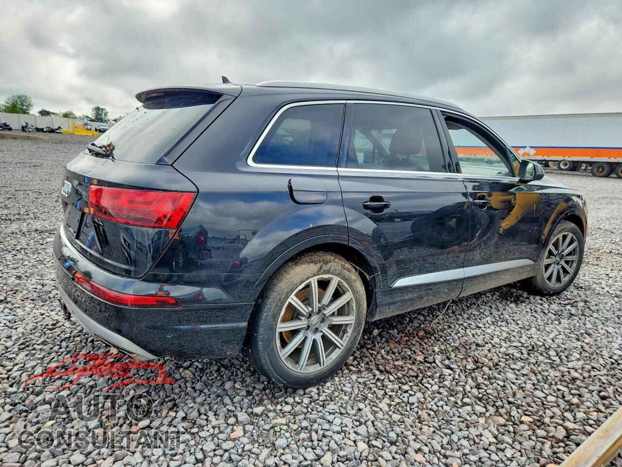 AUDI Q7 2019 - WA1LAAF70KD020081
