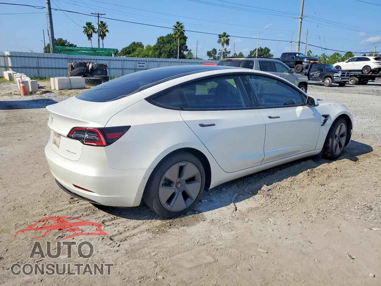 TESLA MODEL 3 2021 - 5YJ3E1EB6MF992702