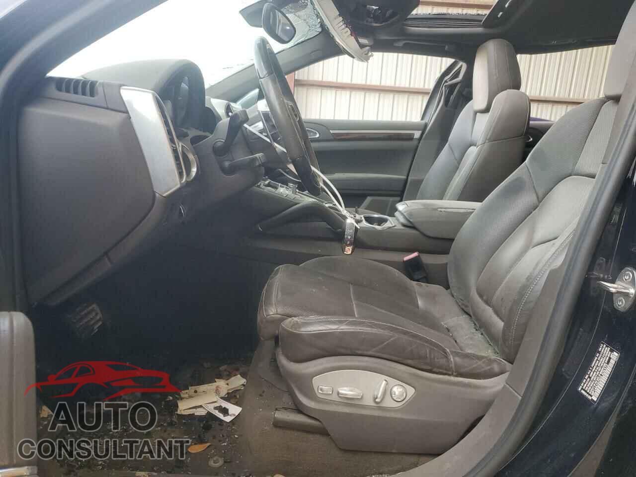 PORSCHE CAYENNE 2016 - WP1AA2A2XGLA05372