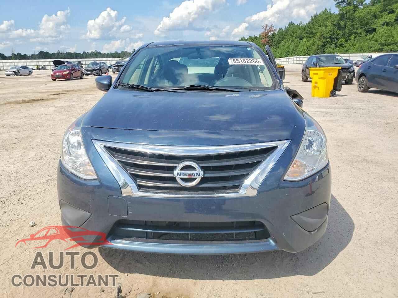 NISSAN VERSA 2017 - 3N1CN7AP3HL904655