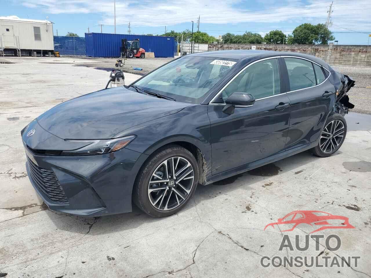 TOYOTA CAMRY 2025 - 4T1DAACKXSU081596