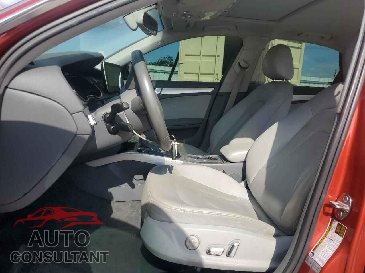 AUDI A4 2013 - WAUFFAFL6DN017357