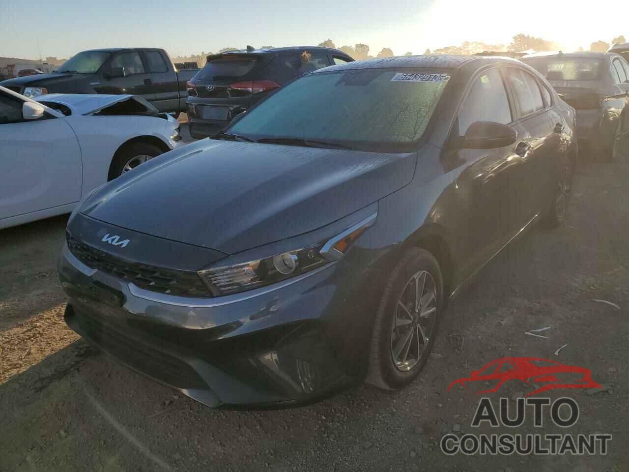 KIA FORTE 2023 - 3KPF24AD2PE549021