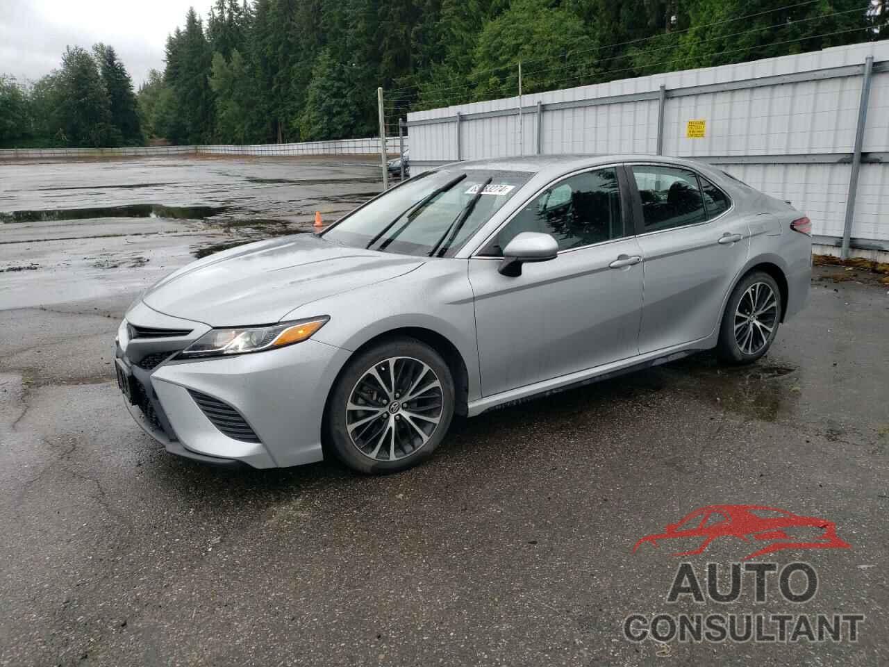 TOYOTA CAMRY 2018 - 4T1B11HK6JU108971