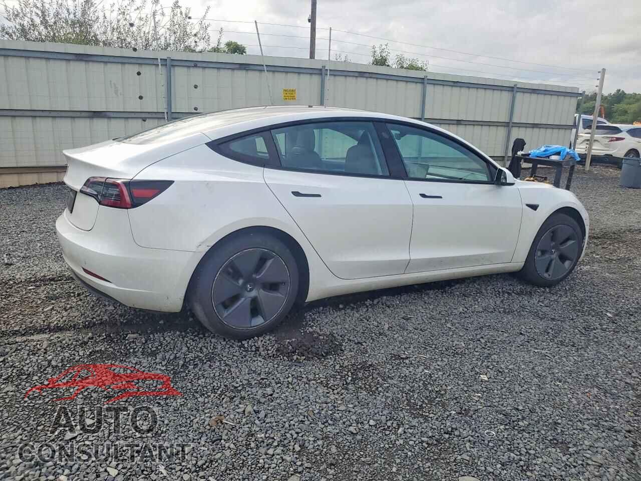 TESLA MODEL 3 2023 - 5YJ3E1EA7PF652681