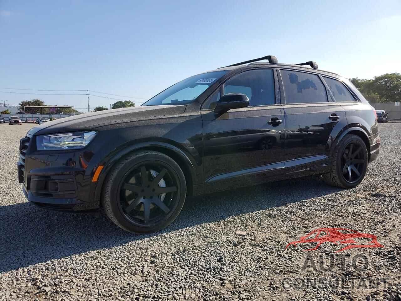 AUDI Q7 2017 - WA1VAAF70HD053812