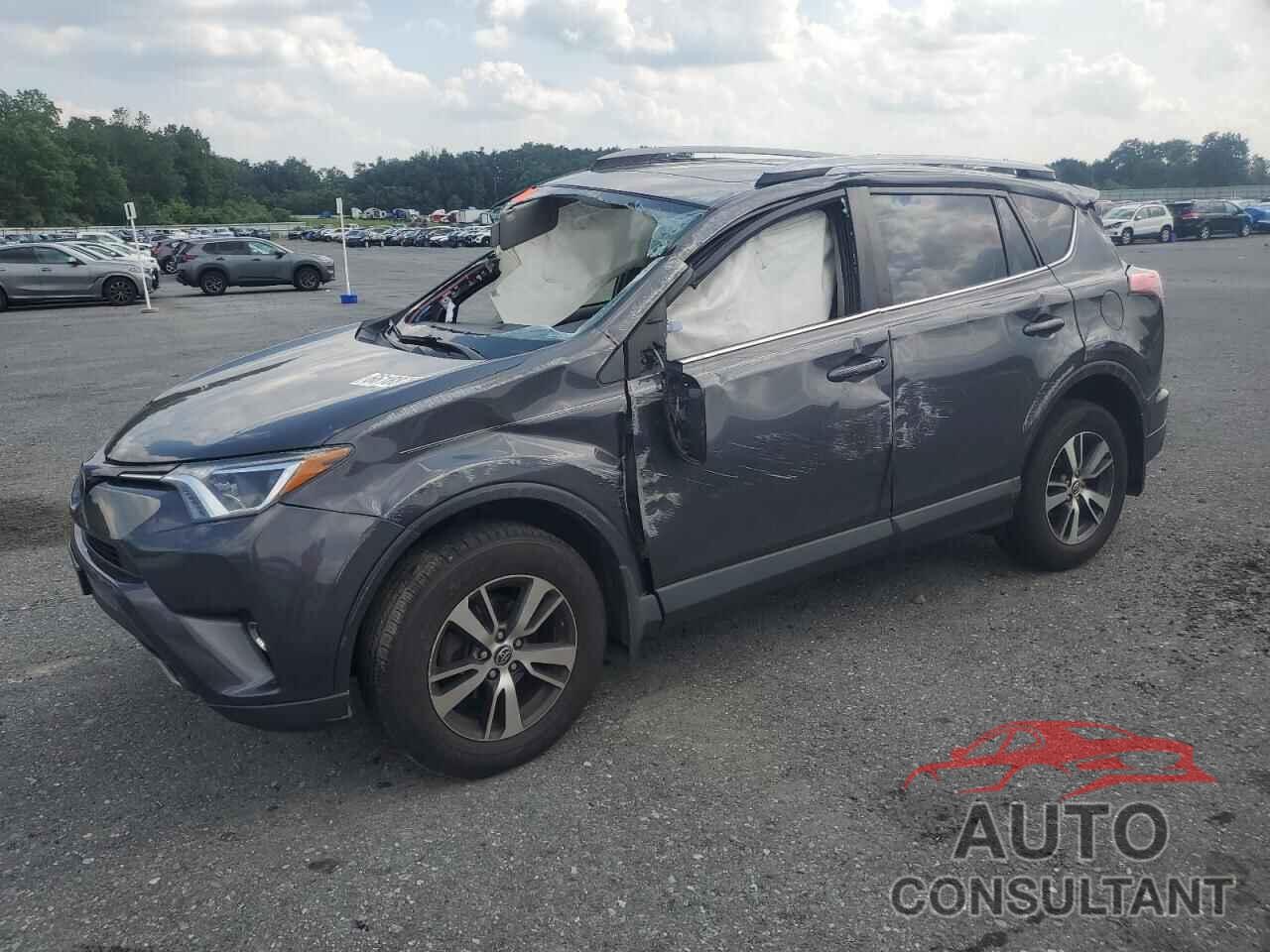TOYOTA RAV4 2018 - JTMRFREV5JJ232538