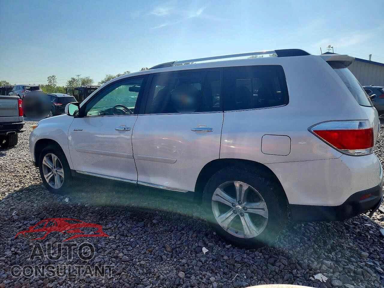 TOYOTA HIGHLANDER 2012 - 5TDDK3EH4CS093652