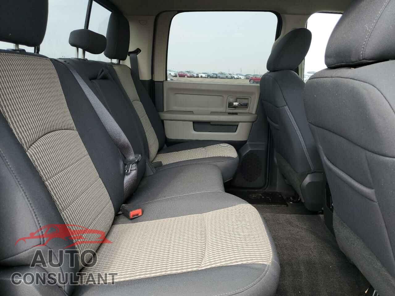 DODGE RAM 1500 2012 - 1C6RD7LT3CS256434