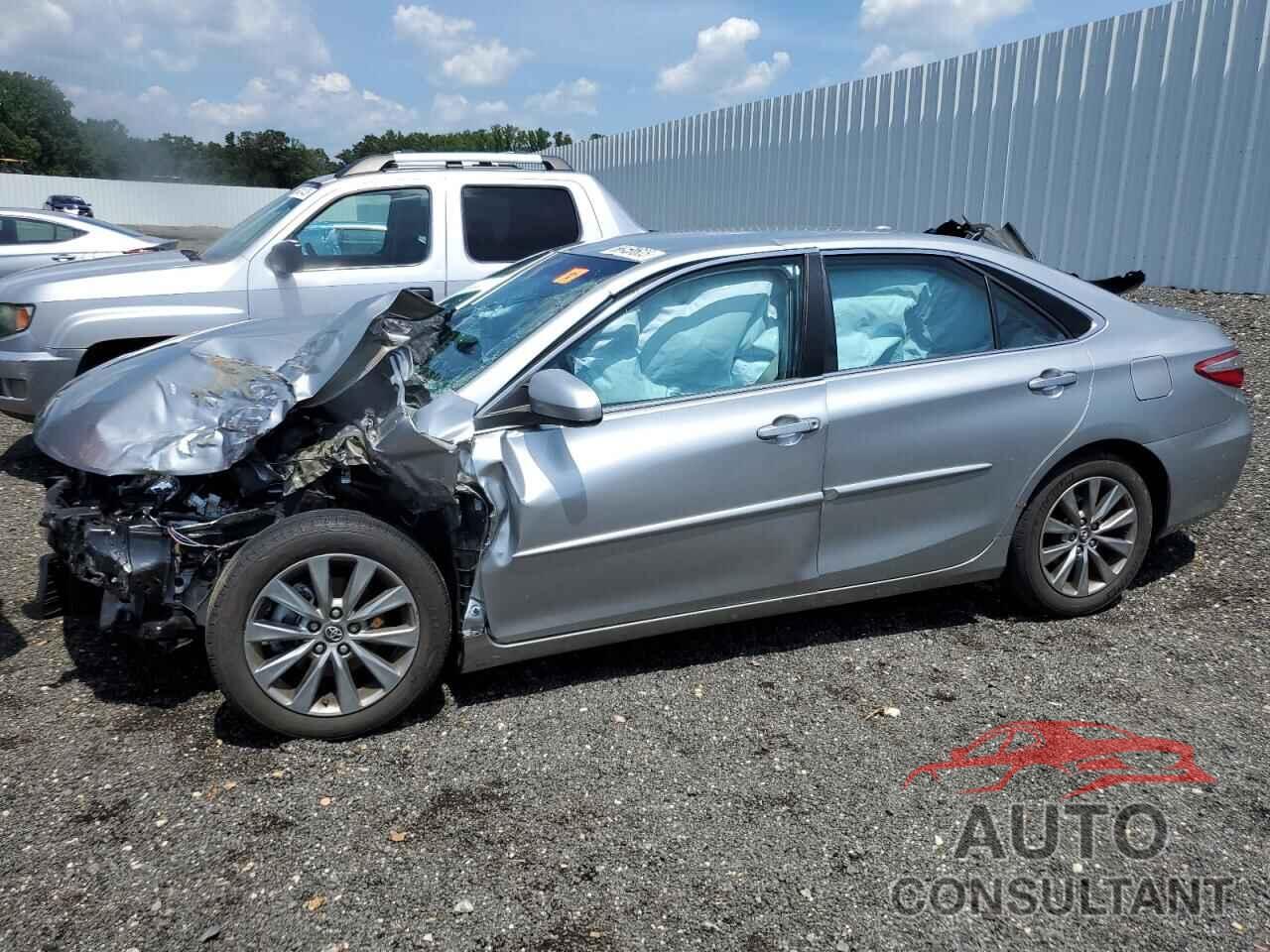 TOYOTA CAMRY 2016 - 4T4BF1FK6GR583636