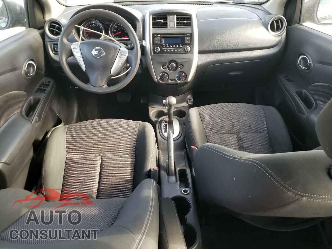 NISSAN VERSA 2017 - 3N1CN7AP3HL845672