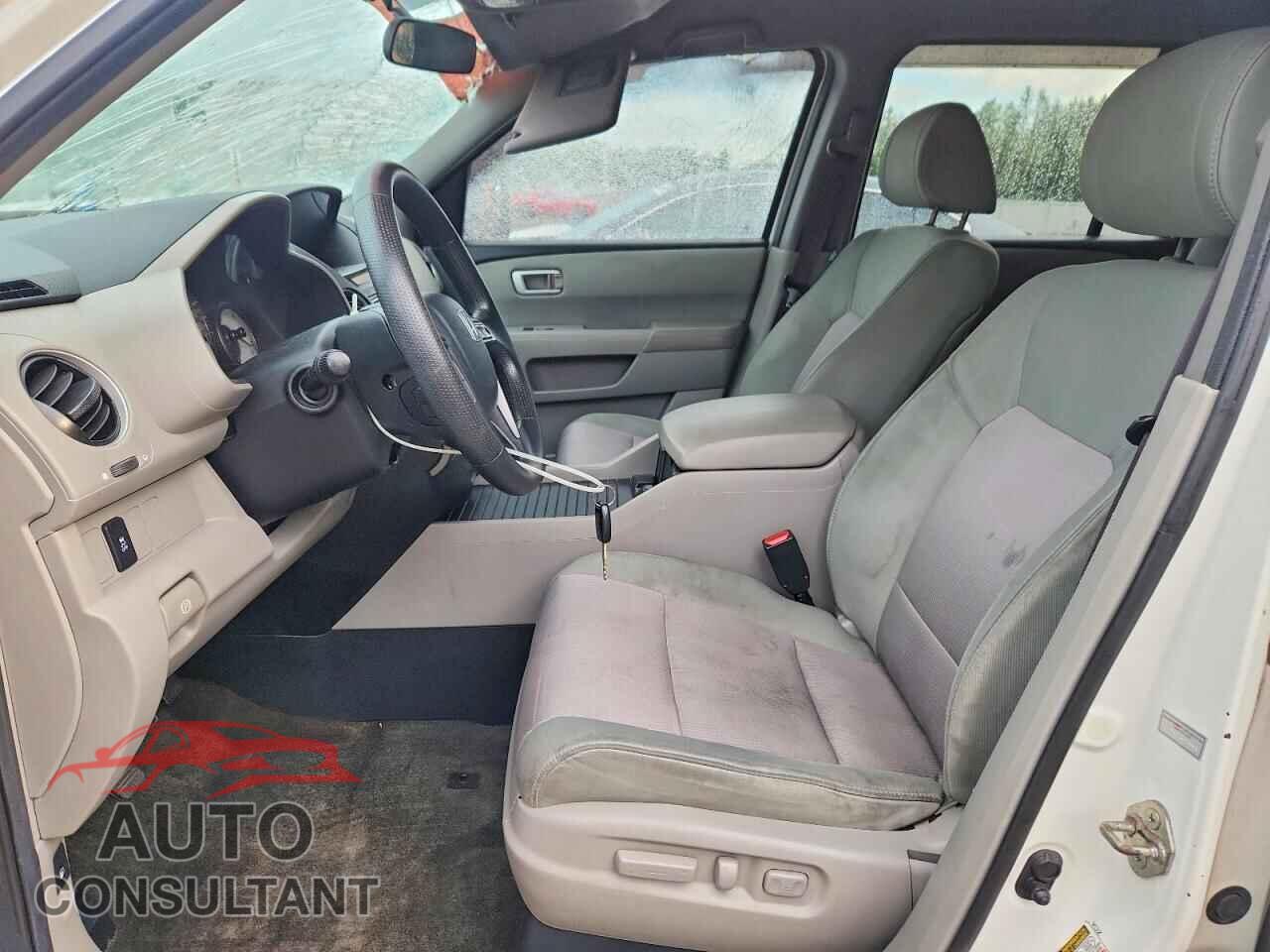 HONDA PILOT 2014 - 5FNYF4H48EB501937