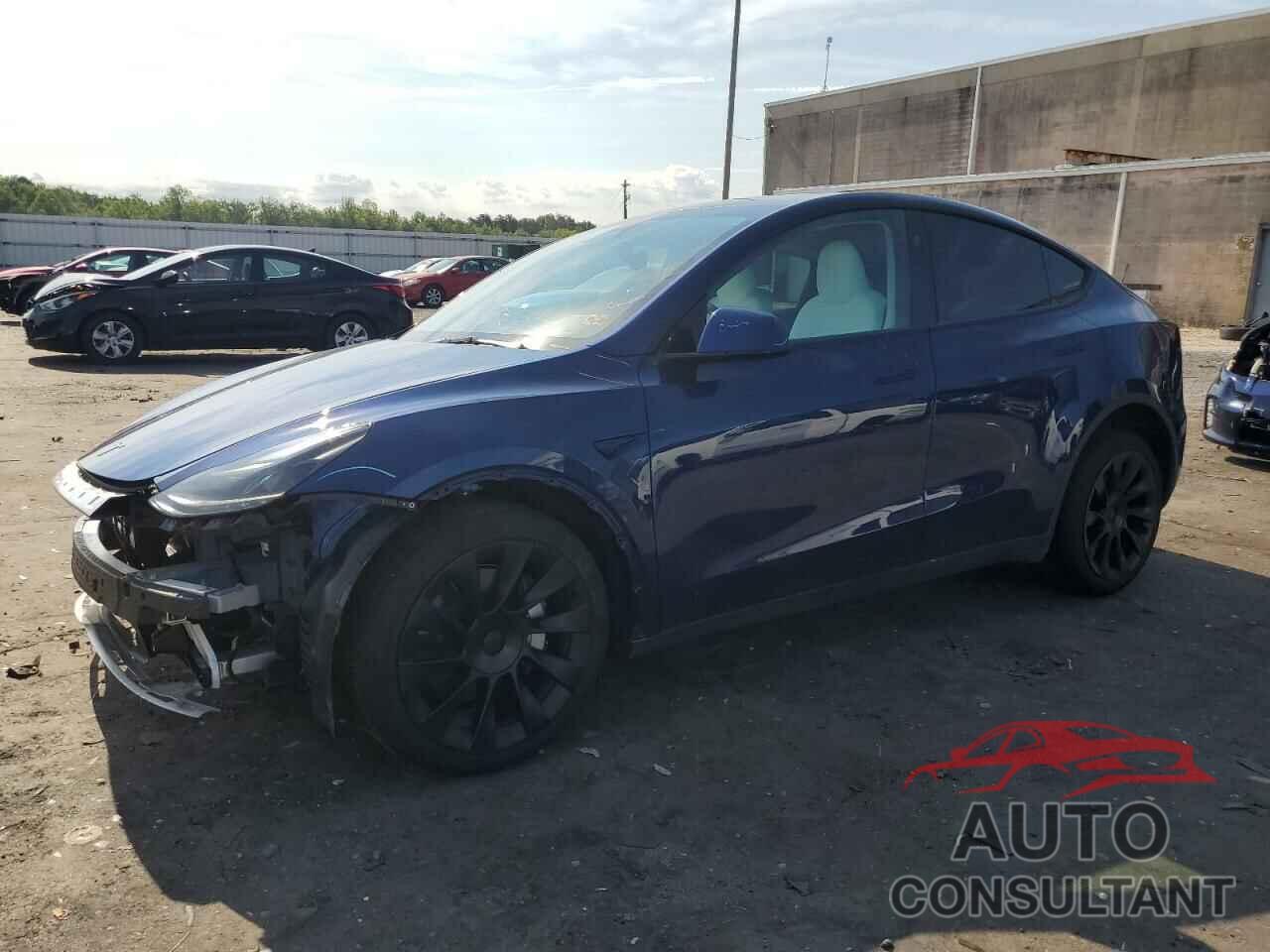 TESLA MODEL Y 2023 - 7SAYGDEE5PF910400