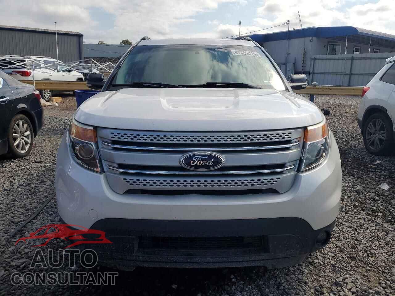 FORD EXPLORER 2015 - 1FM5K7D80FGA17823