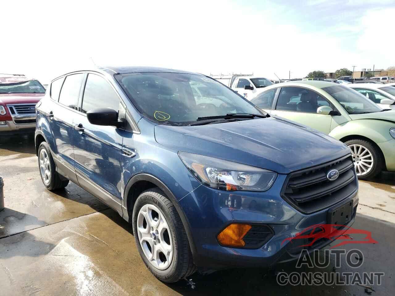 FORD ESCAPE 2018 - 1FMCU0F71JUA41555