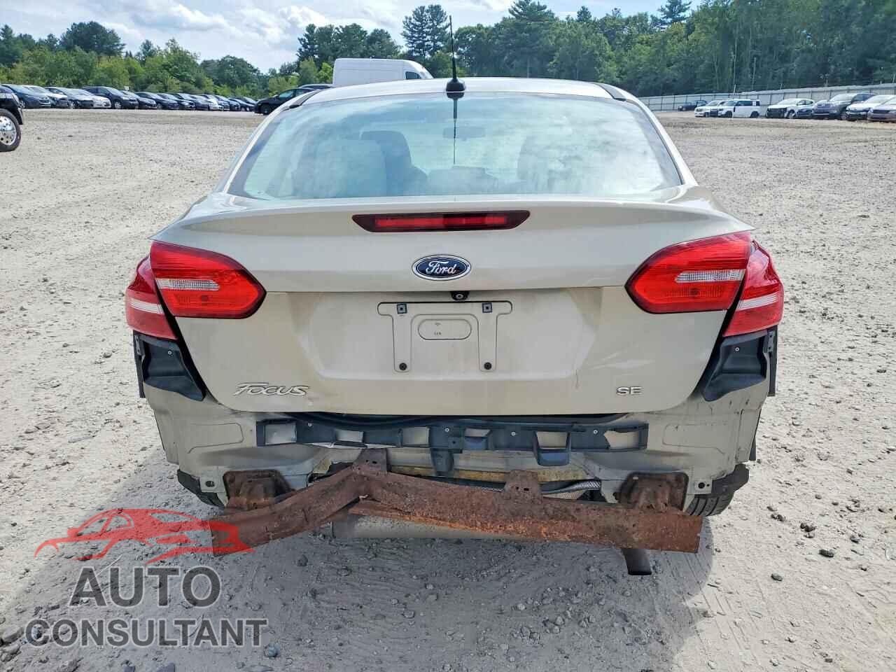 FORD FOCUS 2016 - 1FADP3F25GL239985