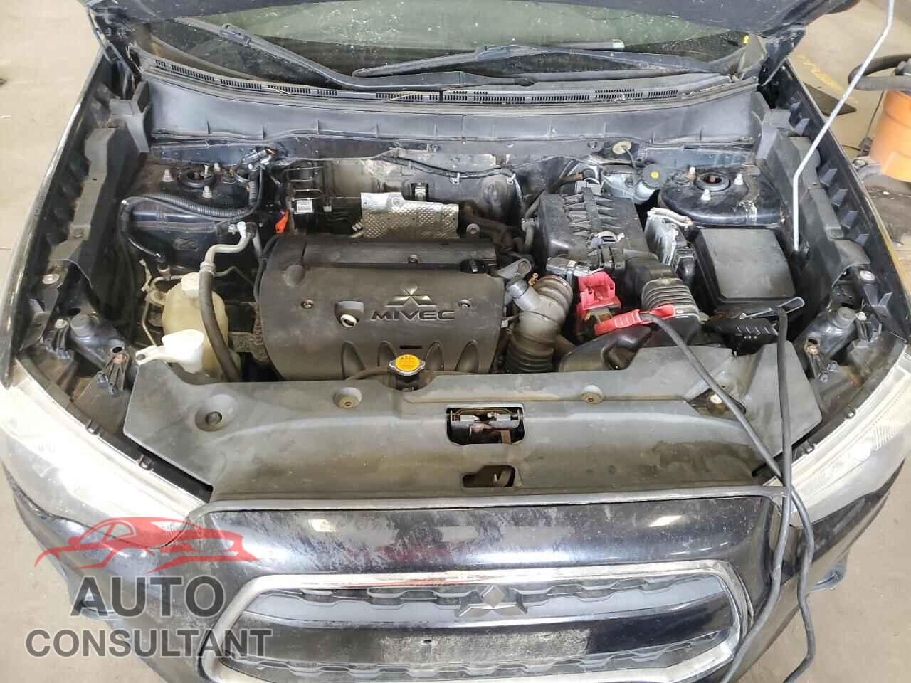 MITSUBISHI OUTLANDER 2013 - 4A4AR3AU4DE005135