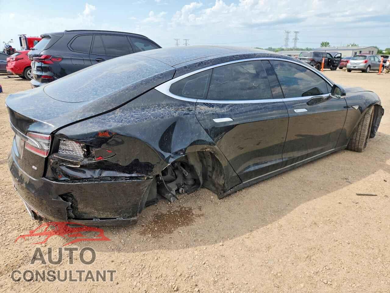 TESLA MODEL S 2014 - 5YJSA1H1XEFP43380