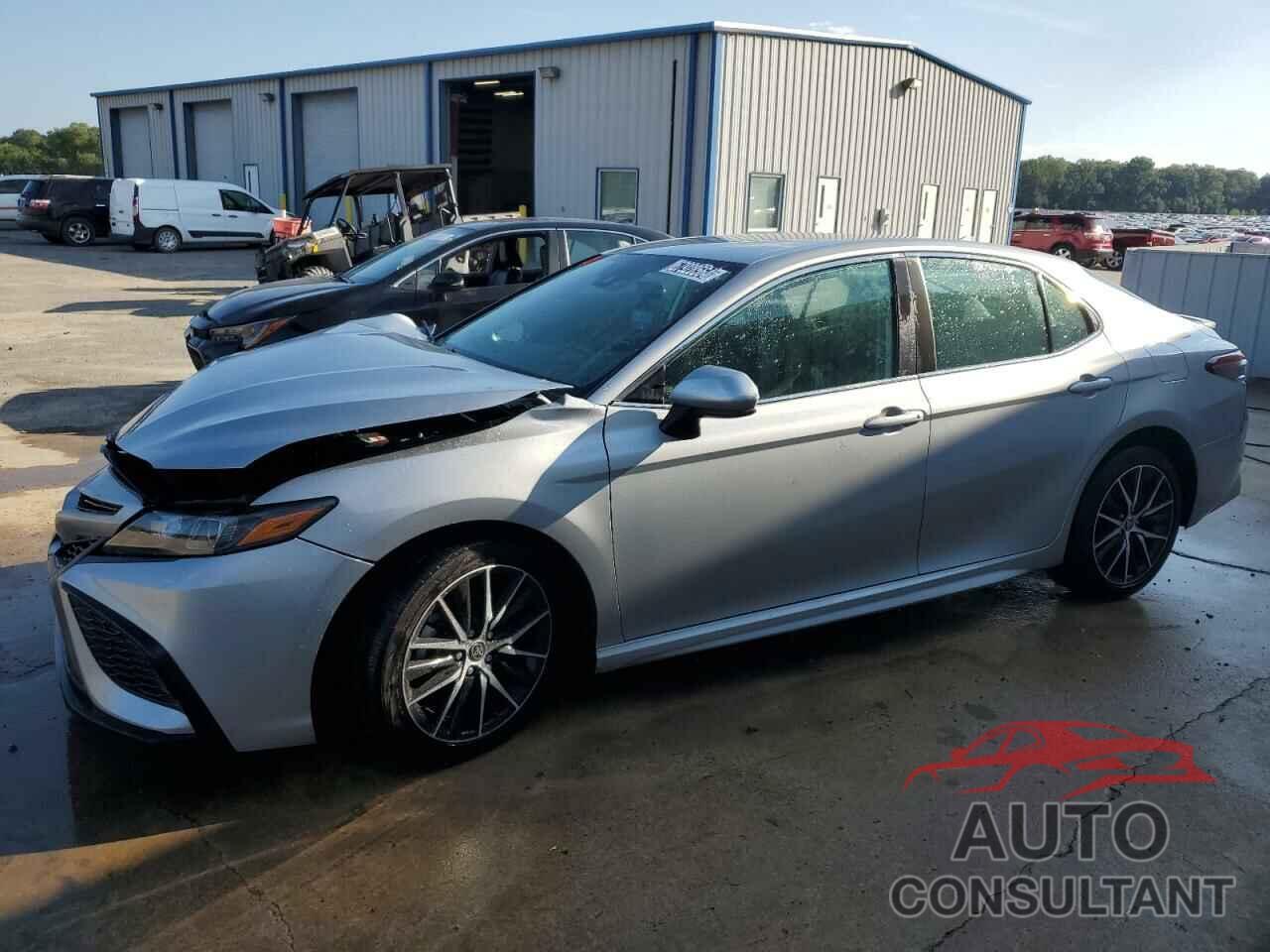 TOYOTA CAMRY 2021 - 4T1G11AK2MU559772