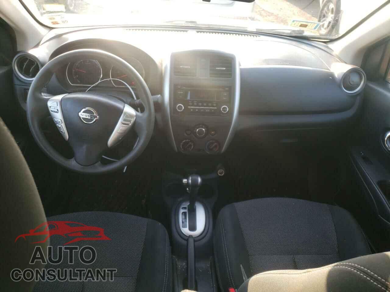 NISSAN VERSA 2017 - 3N1CN7AP0HL856337