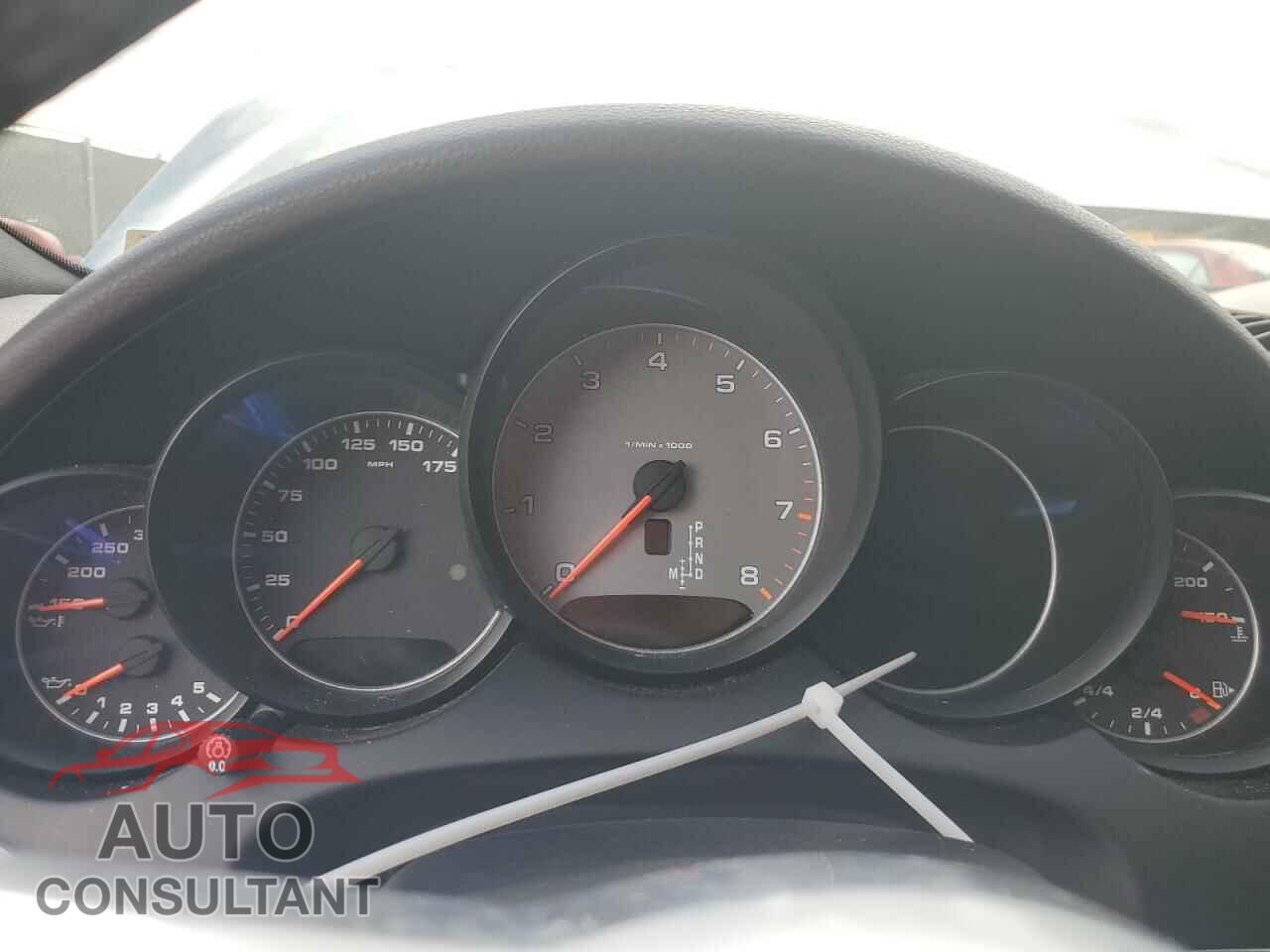 PORSCHE CAYENNE 2017 - WP1AB2A27HLA51255