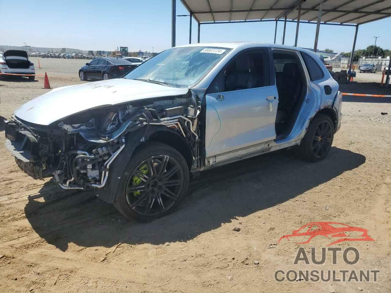 PORSCHE CAYENNE 2018 - WP1AE2A28JLA72452