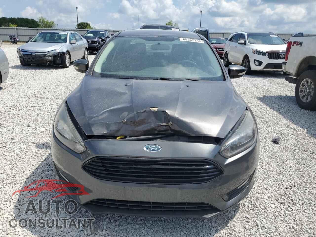 FORD FOCUS 2017 - 1FADP3FE8HL340482