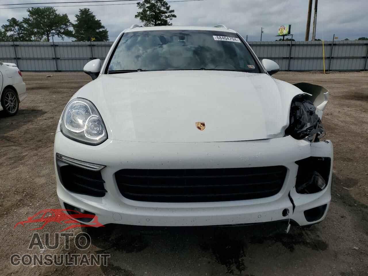 PORSCHE CAYENNE 2018 - WP1AA2A28JKA03178