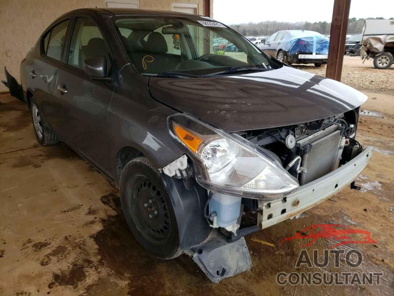 NISSAN VERSA 2018 - 3N1CN7AP9JL802931